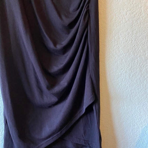 LBD 🤩 - Picture 2 of 5